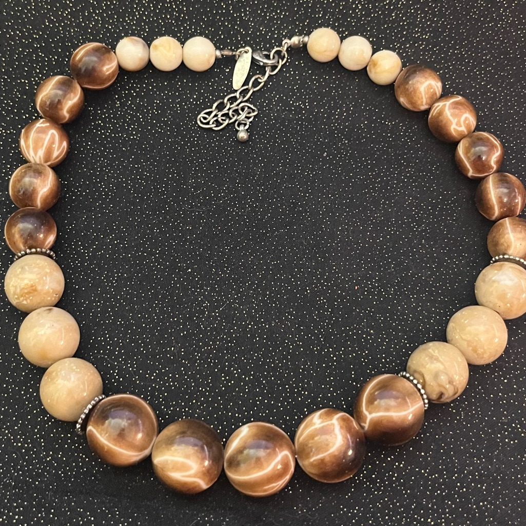 Brown Tan Beaded Necklace 10$